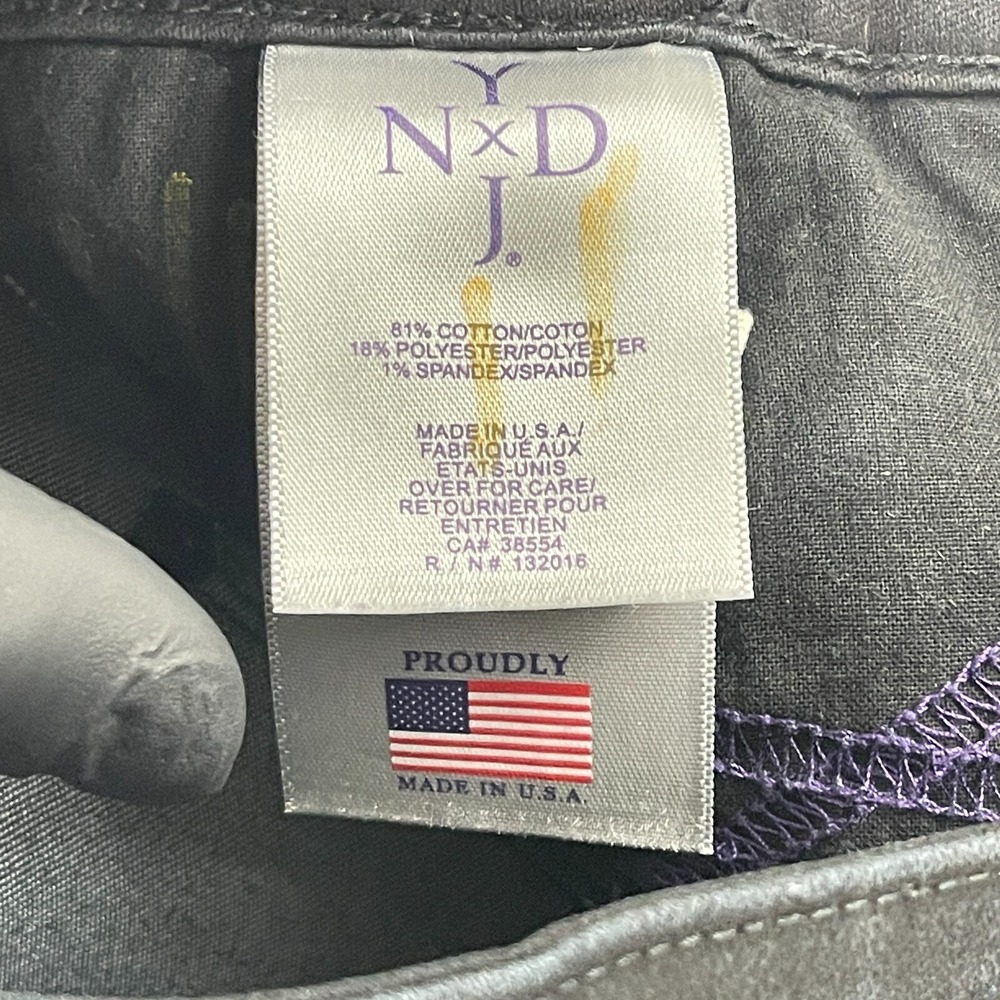 NYDJ Jeans Womens Size 4 Black Denim Straight Legging Stretch Mid-Rise Casual‎ - Picture 15 of 16